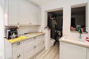 ALBERT ROAD- click for photo gallery